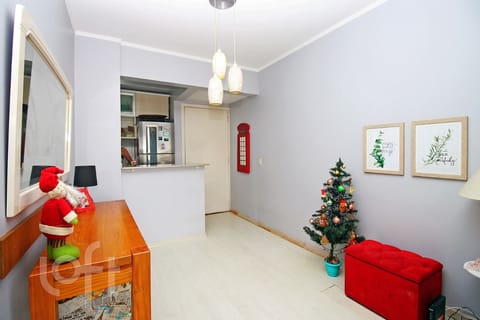 Image 7 - 274015
